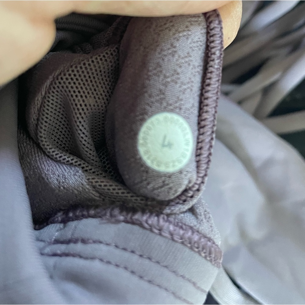 Lululemon Top - Picture 4 of 4